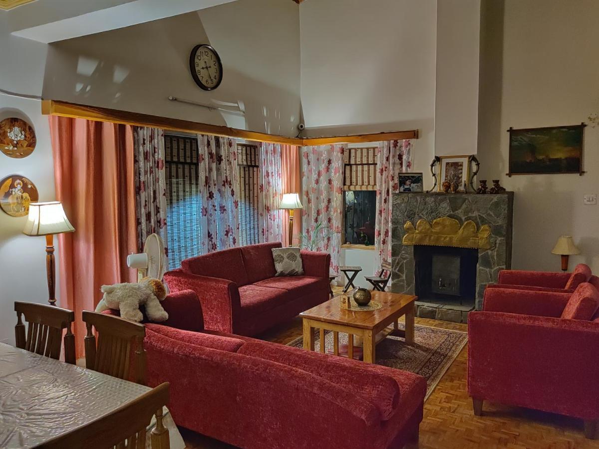 Aashirwad Homestay Kulu Esterno foto