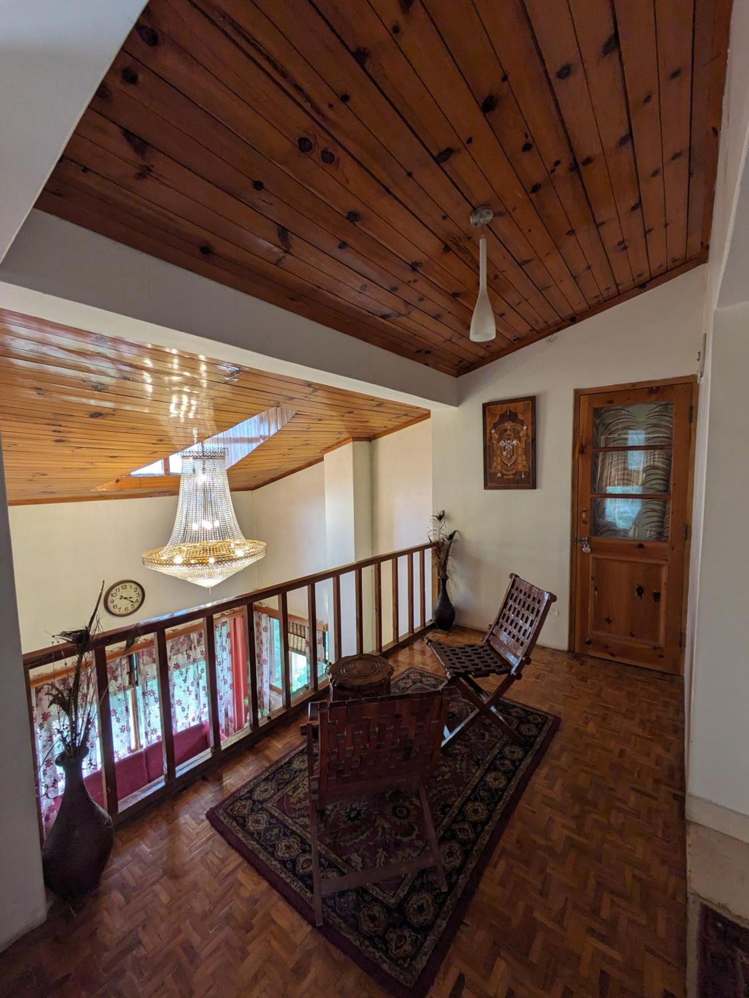 Aashirwad Homestay Kulu Esterno foto